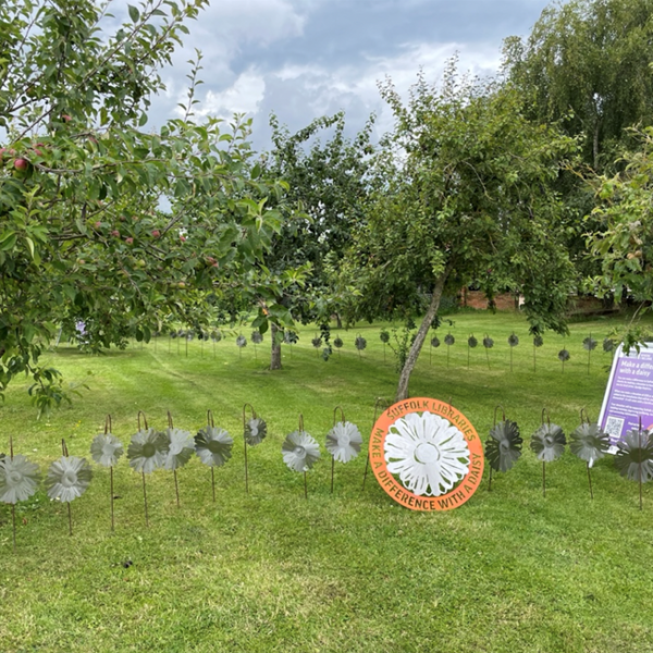 Daisy-Chain Art Installation